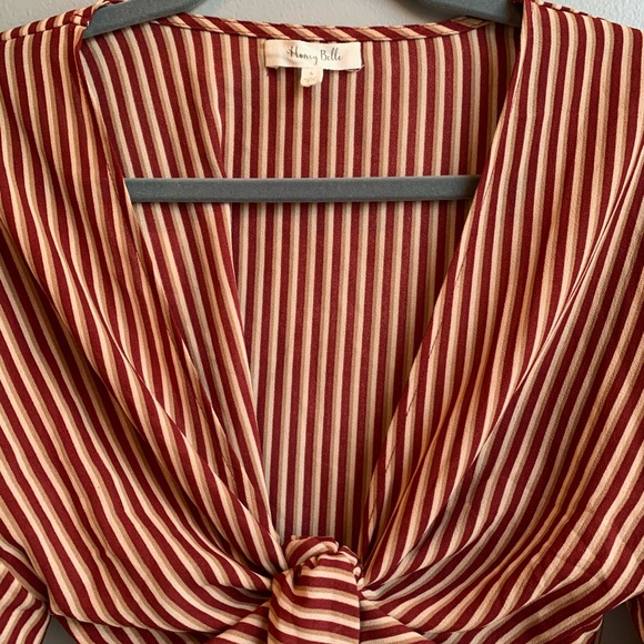 ❣️Striped Wrap Top❣️ - Picture 3 of 4